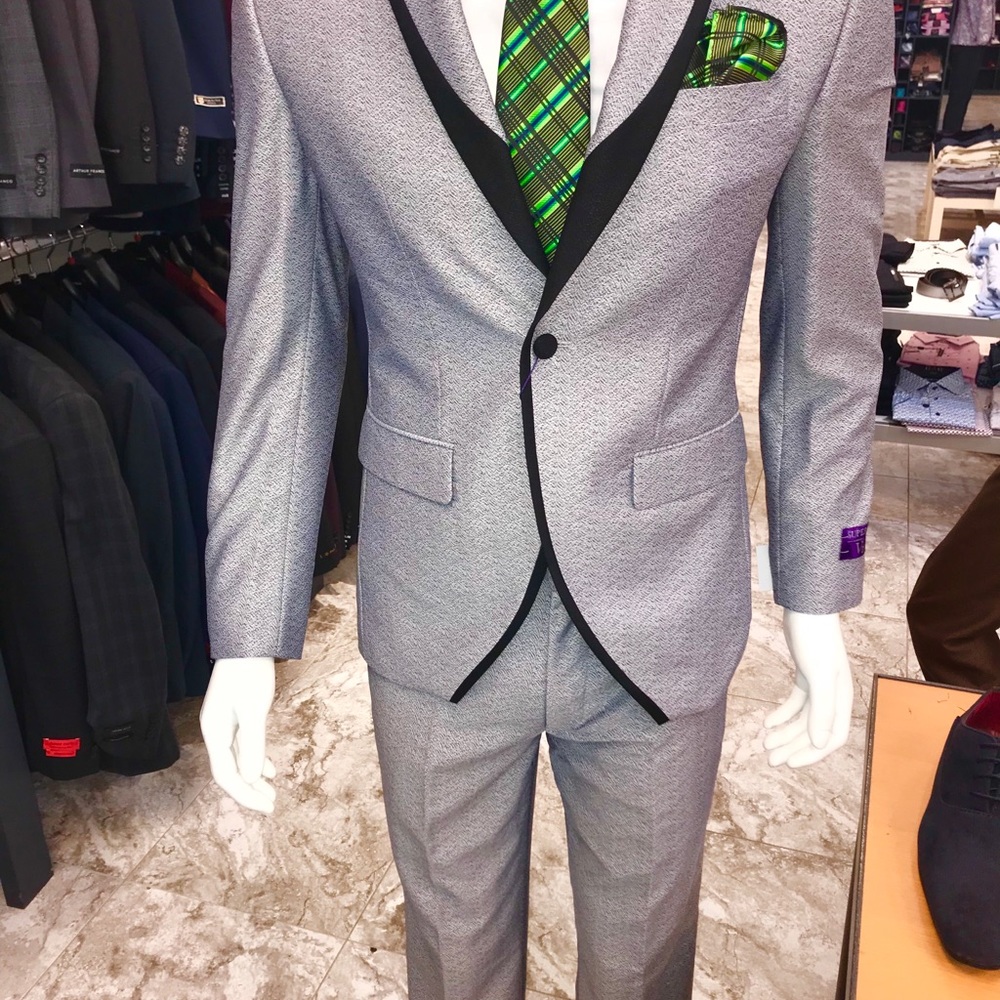 Men’s tux & suits